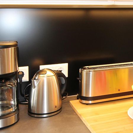 Hotel Ulm Zentrum - Komplettes Zimmer, Hochbett, Android Tv & Eigenem Bad - Perfekt Fuer Familien & Gruppen エクステリア 写真