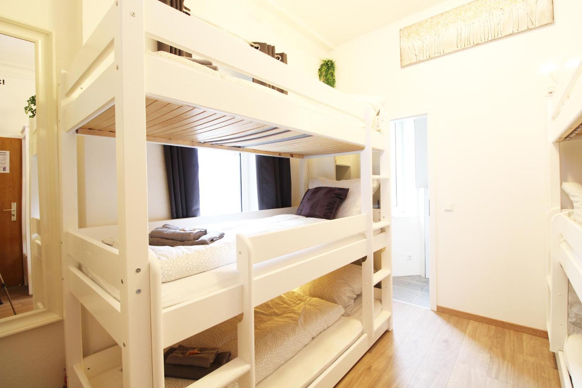 Hotel Ulm Zentrum - Komplettes Zimmer, Hochbett, Android Tv & Eigenem Bad - Perfekt Fuer Familien & Gruppen エクステリア 写真