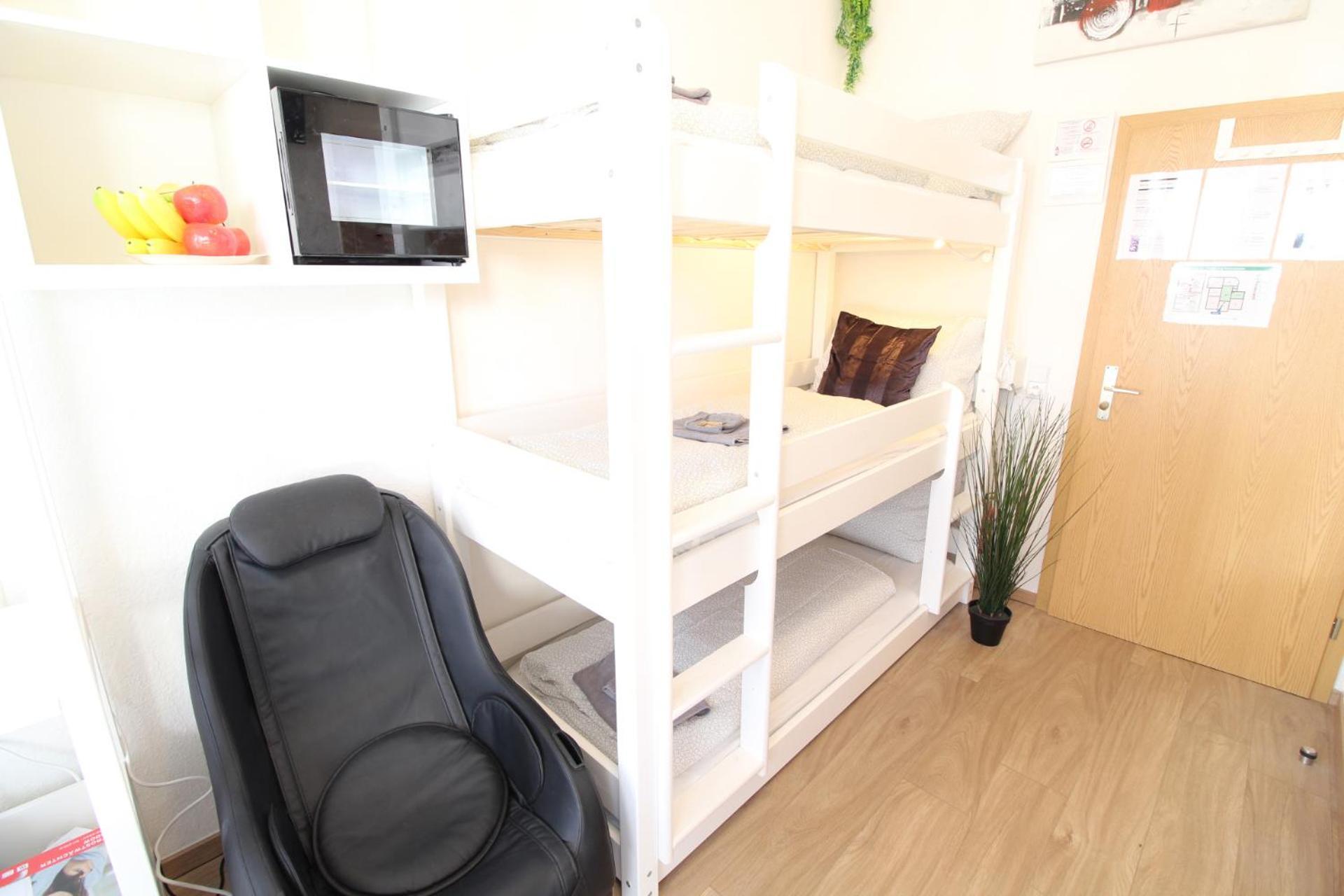 Hotel Ulm Zentrum - Komplettes Zimmer, Hochbett, Android Tv & Eigenem Bad - Perfekt Fuer Familien & Gruppen エクステリア 写真